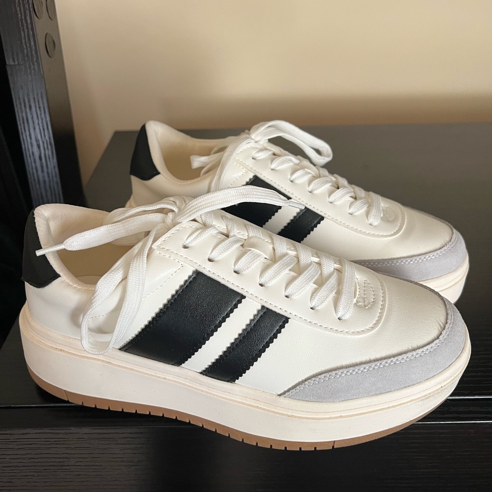 Madden Girl White and Black Sneakers
